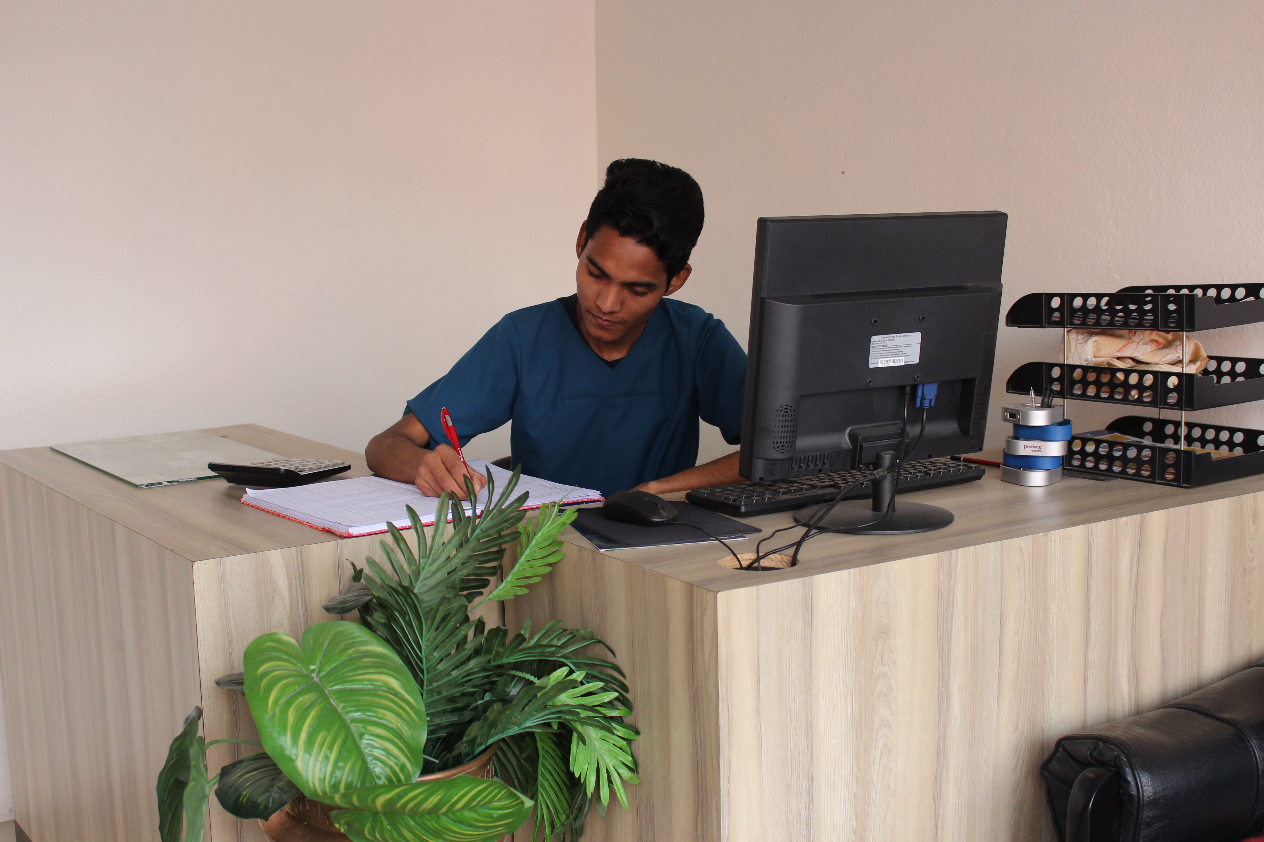<p>staff</p>